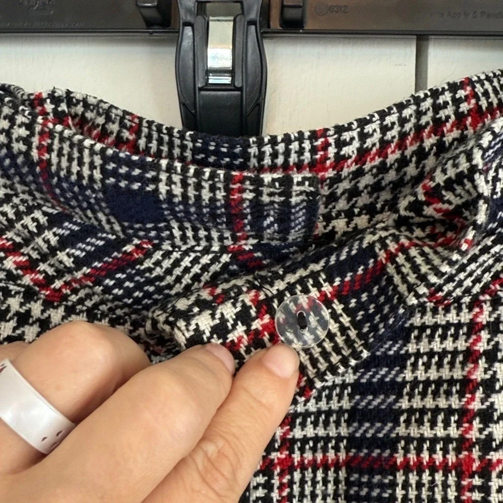 TOPSHOP Plaid A-Line Mini Skirt Womens Size 10 Brown Black Red Zip Button - Picture 4 of 8